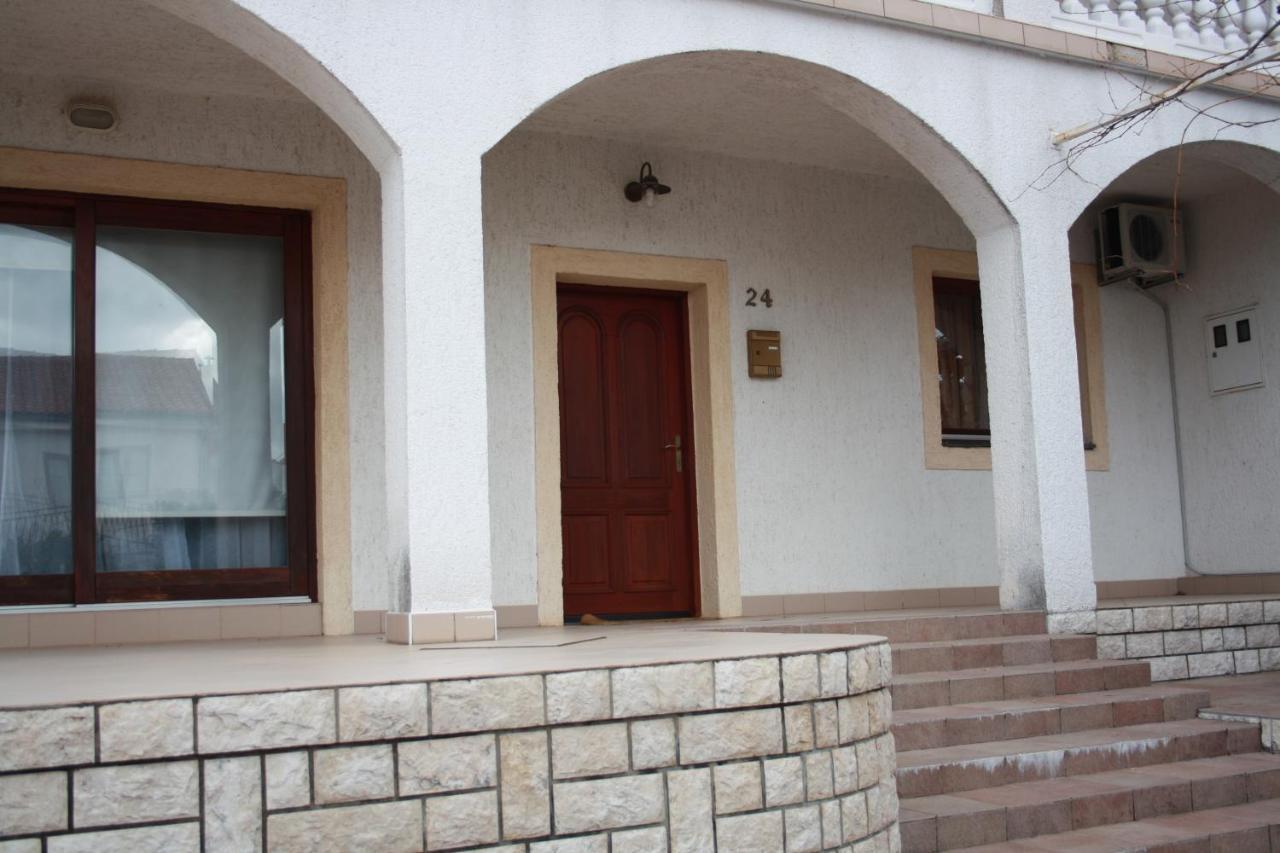 קריקווניצה Apartment Kati מראה חיצוני תמונה